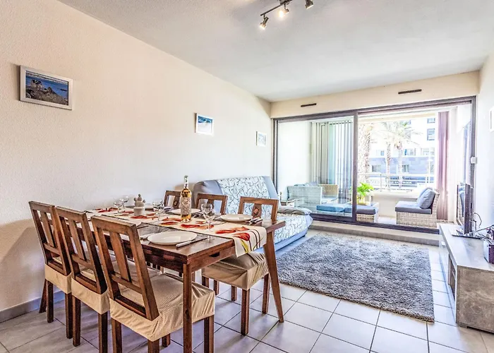 Appartamento Le Sunset-cap Sud-26 By Interhome