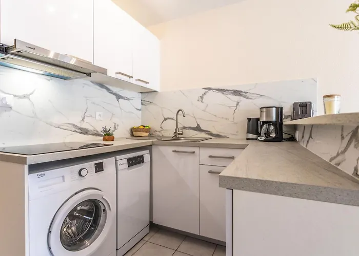 Le Sunset-cap Sud-26 By Interhome Appartamento